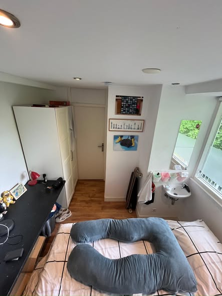 Kamer - Van Ossstraat 134/Amsterdam (€716.00/12.00m2)