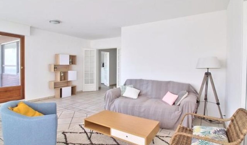 Kamer Badhuiskade in Den Haag