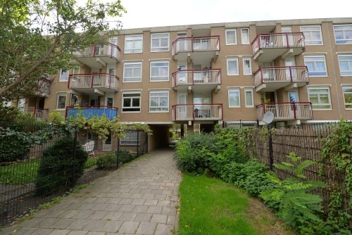 Appartement Steenderenstraat in Amsterdam