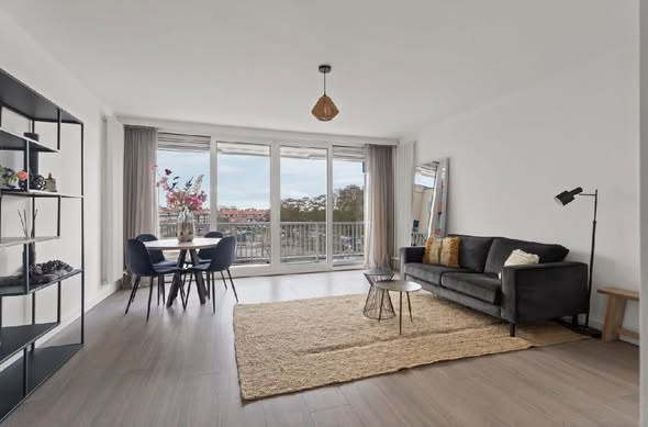 Appartement - Diemen-centrum/Diemen (€950.00/100.00m2)