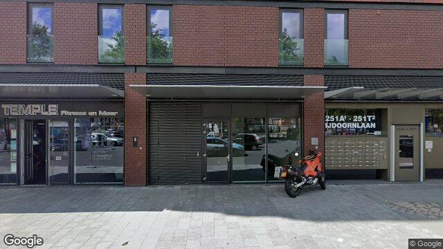 Apartment IJdoornlaan in Amsterdam