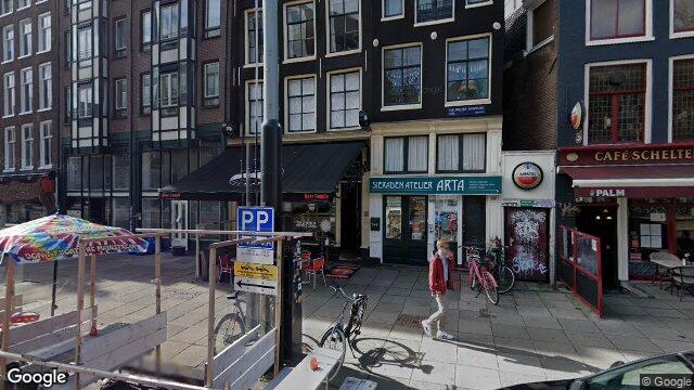 Appartement Nieuwezijds Voorburgwal in Amsterdam
