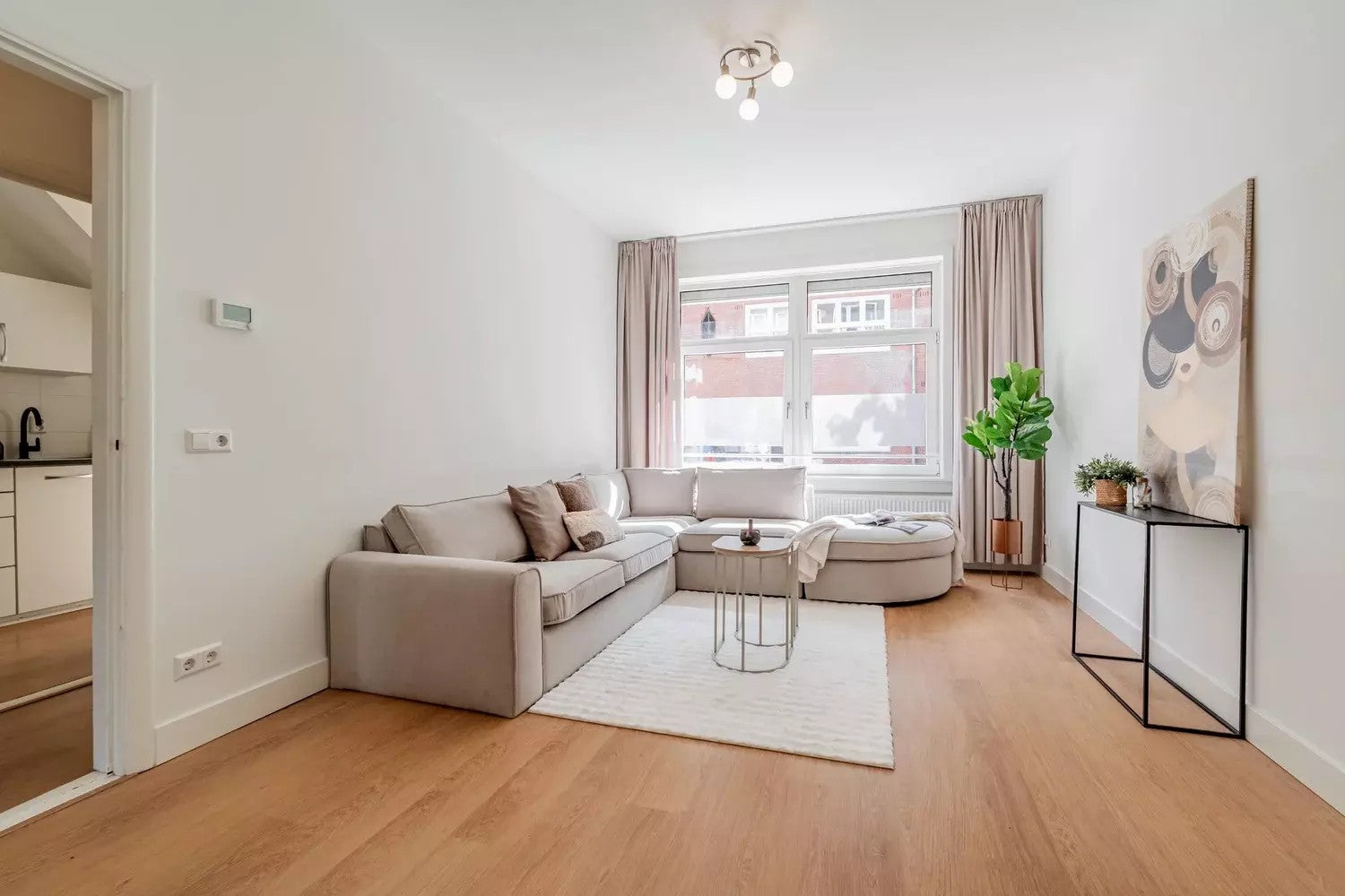 Huurwoning Nepveustraat in Amsterdam