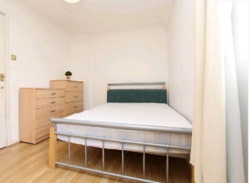 Kamer - Goudse Rijweg/Rotterdam (€440.00/13.00m2)