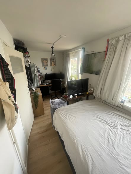 Kamer - Meer&Vaart/Amsterdam (€970.00/10.00m2)