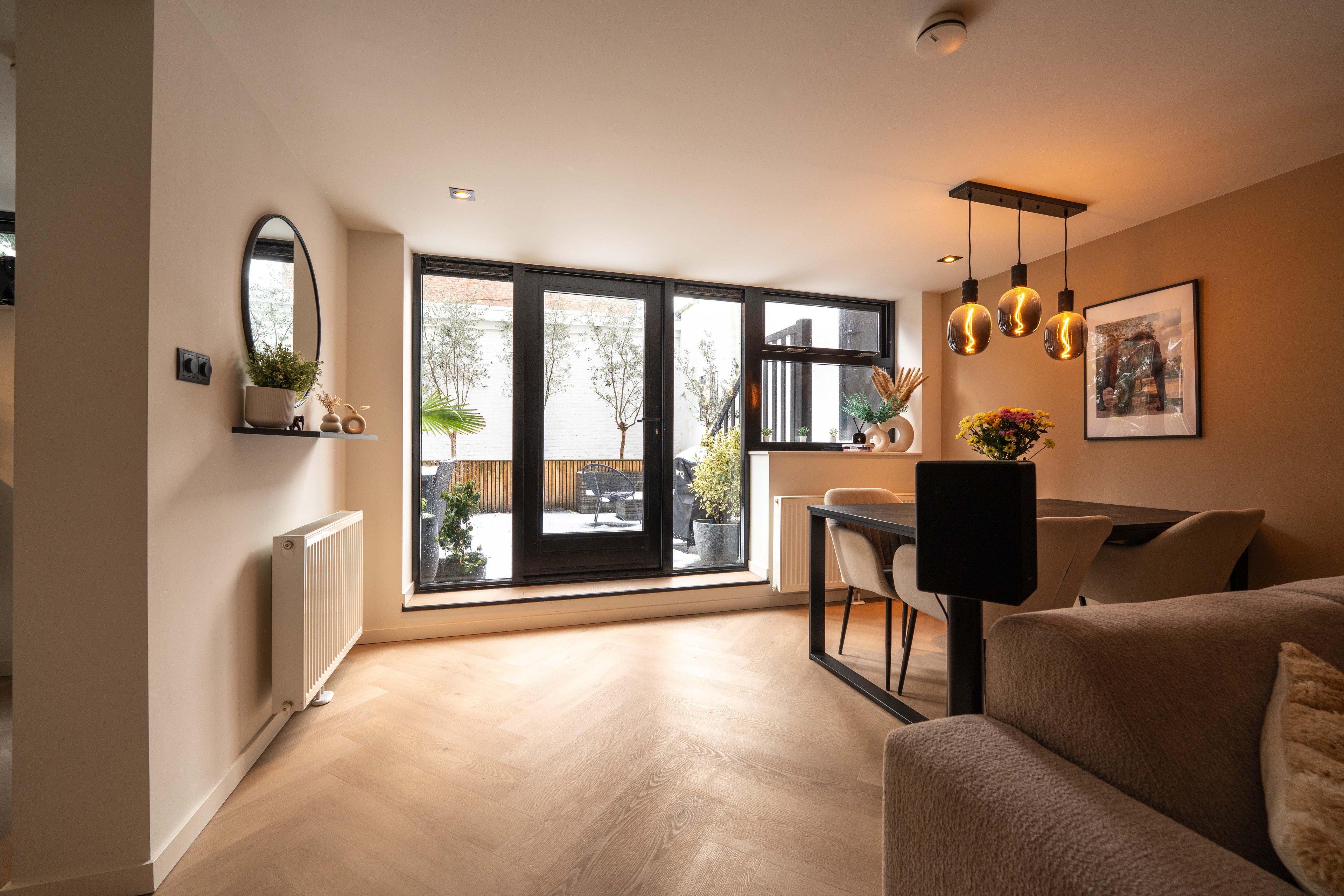 Huurwoning - Ungerplein/Rotterdam (€1995.00/60.00m2)