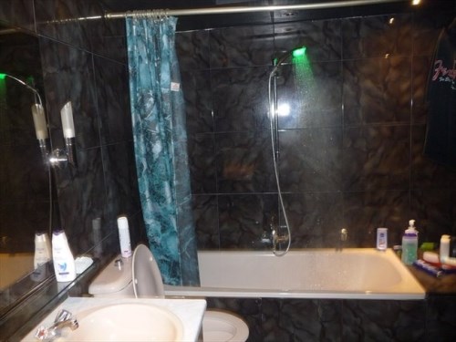 Kamer - Vredenoordlaan/Rotterdam (€425.00/13.00m2)