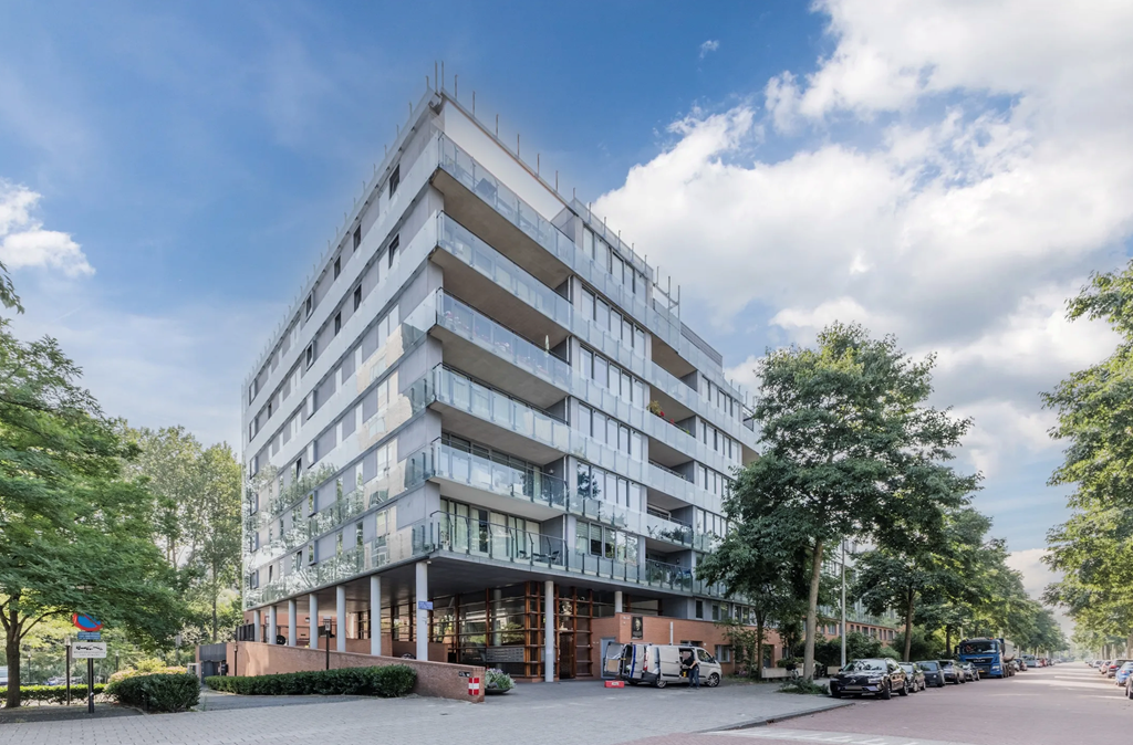 Apartment Jacques Veltmanstraat in Amsterdam