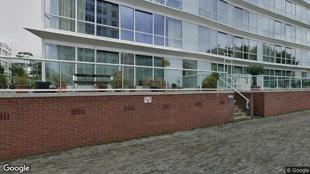 Apartment Burgemeester De Monchyplein in Den Haag