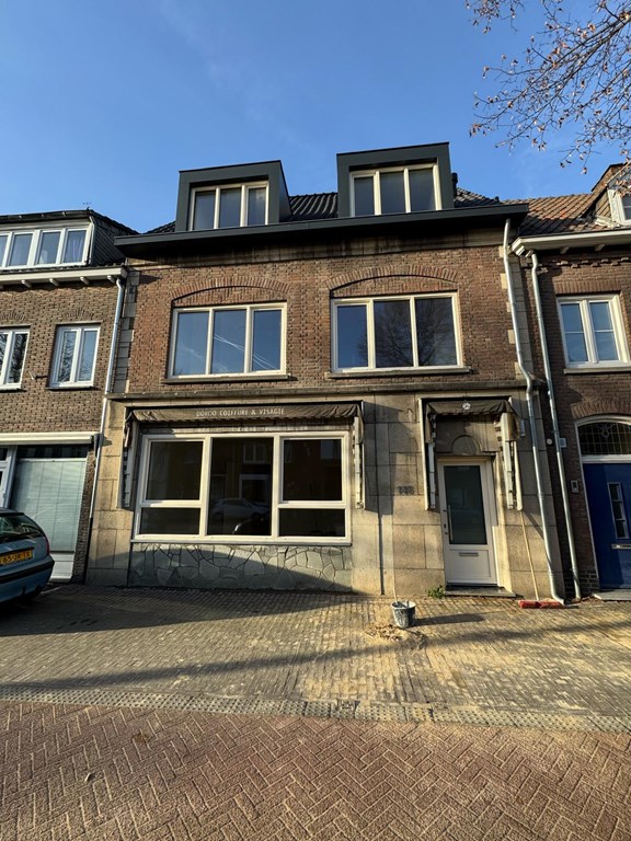 Appartement - Rijksweg Zuid/Geleen (€1250.00/80.00m2)