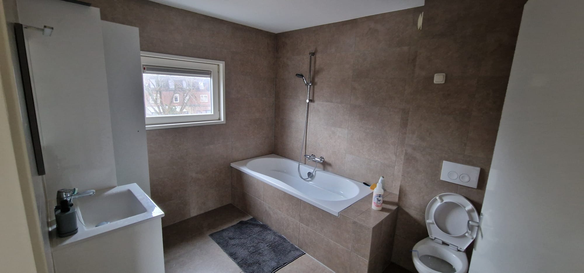 Kamer - Leemwierde/Almere (€1000.00/50.00m2)