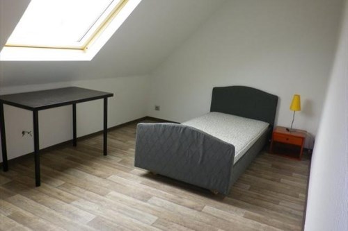 Kamer - Maaswijkstraat/Den Haag (€370.00/10.00m2)