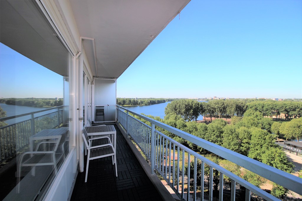 Appartement - Burgemeester Hogguerstraat/Amsterdam (€2350.00/80.00m2)