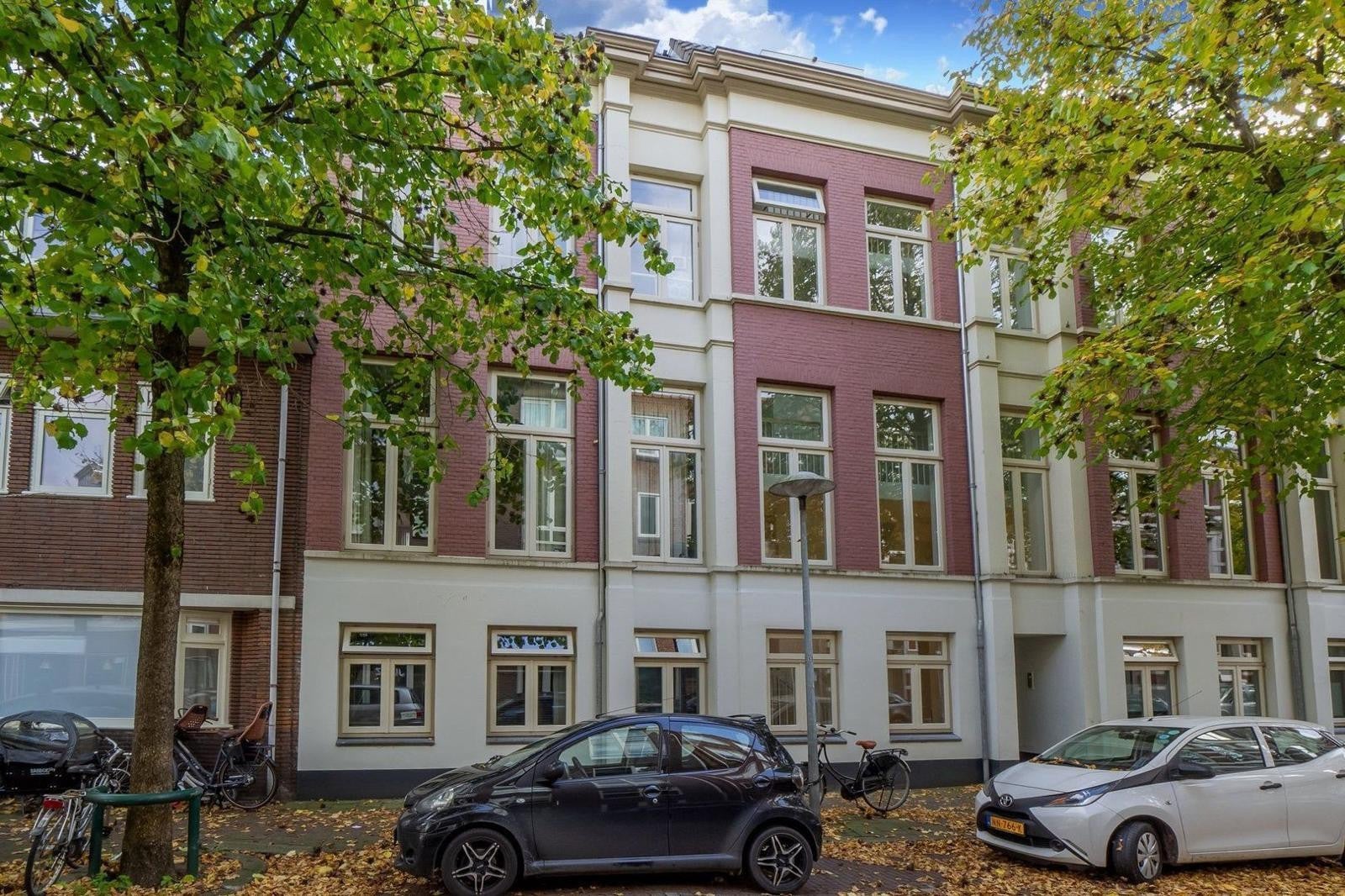Huurwoning - Mgr. van de Weteringstraat/Utrecht (€2395.00/70.00m2)