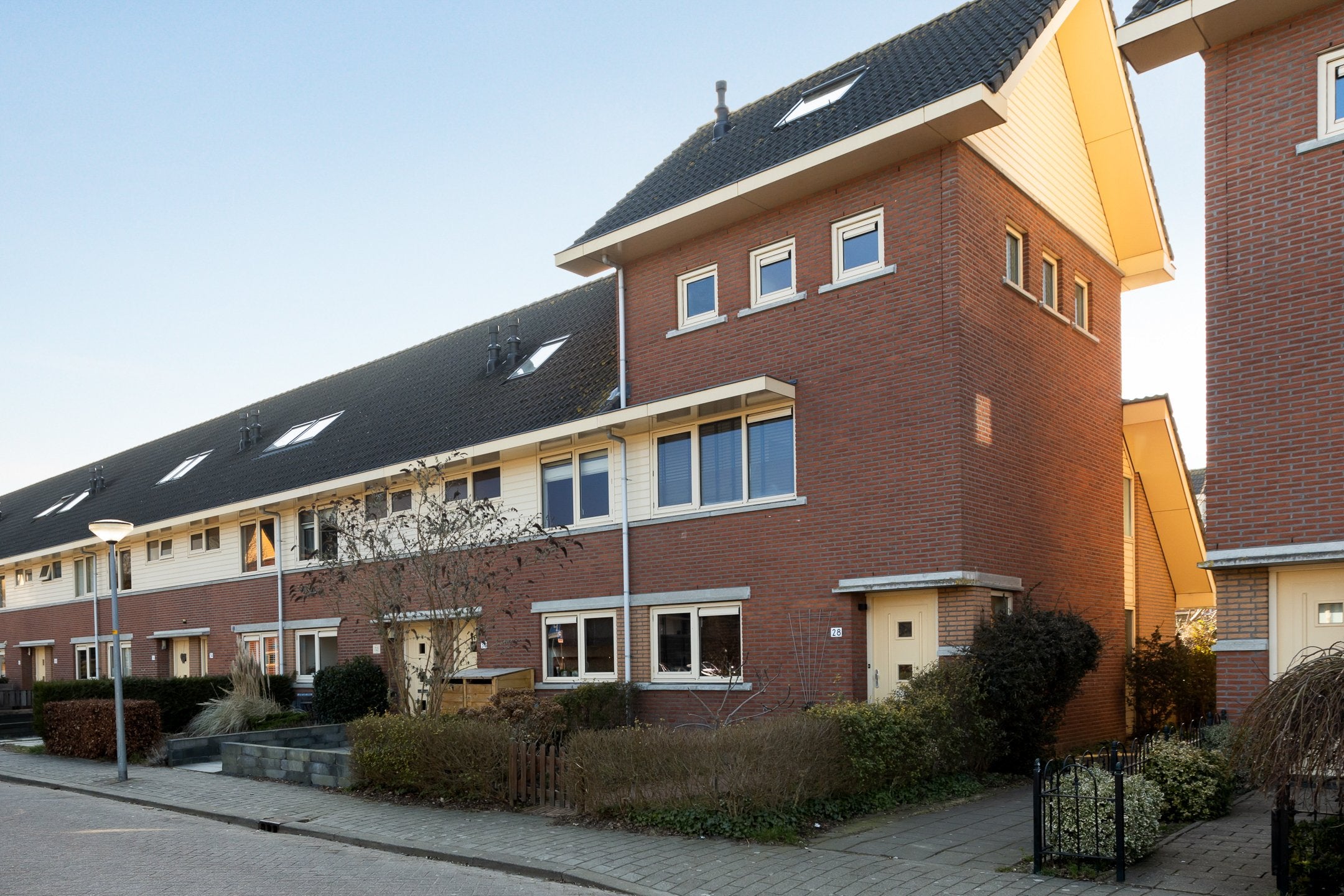 Huurwoning - Cees Buddinghstraat/Almere (€2500.00/125.00m2)