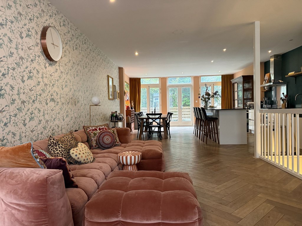 Appartement - Eerste Helmersstraat/Amsterdam (€4250.00/129.00m2)