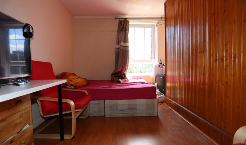 Room Cornelis Houtmanstraat in Den Haag