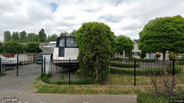 Huurwoning - Kanaalweg Westzijde/Hellevoetsluis (€3500.00/185.00m2)