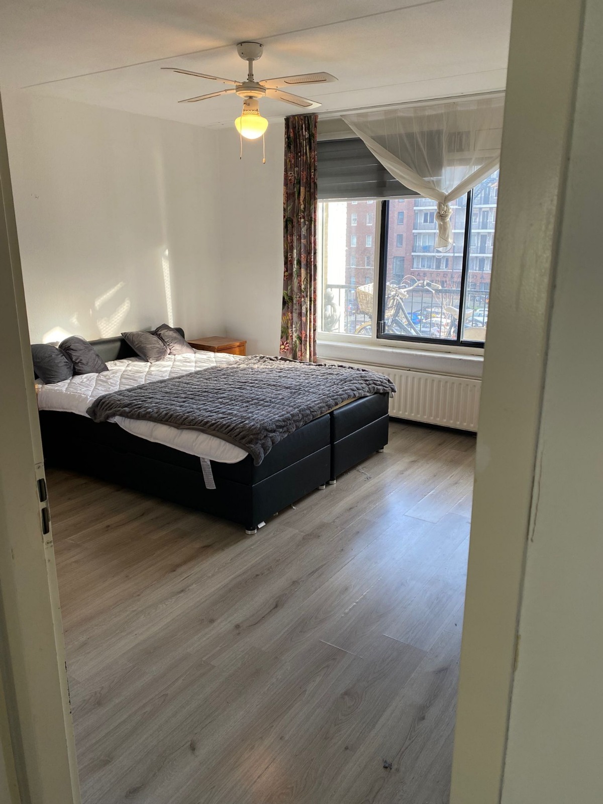 Kamer - Zocherstraat/Amsterdam (€900.00/16.00m2)