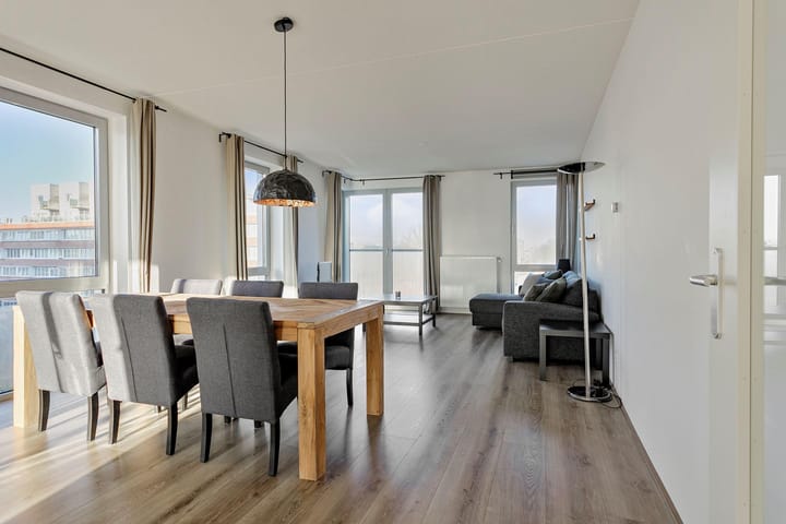 Appartement Pieter Calandlaan in Amsterdam
