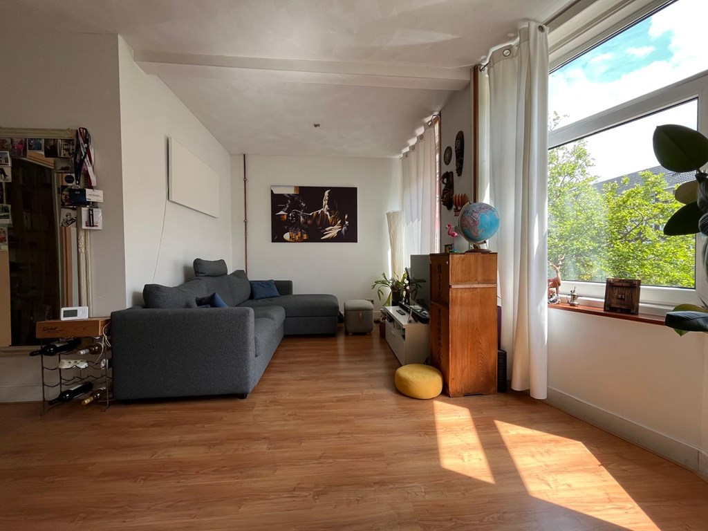 Apartment Jan Van Galenstraat in Amsterdam