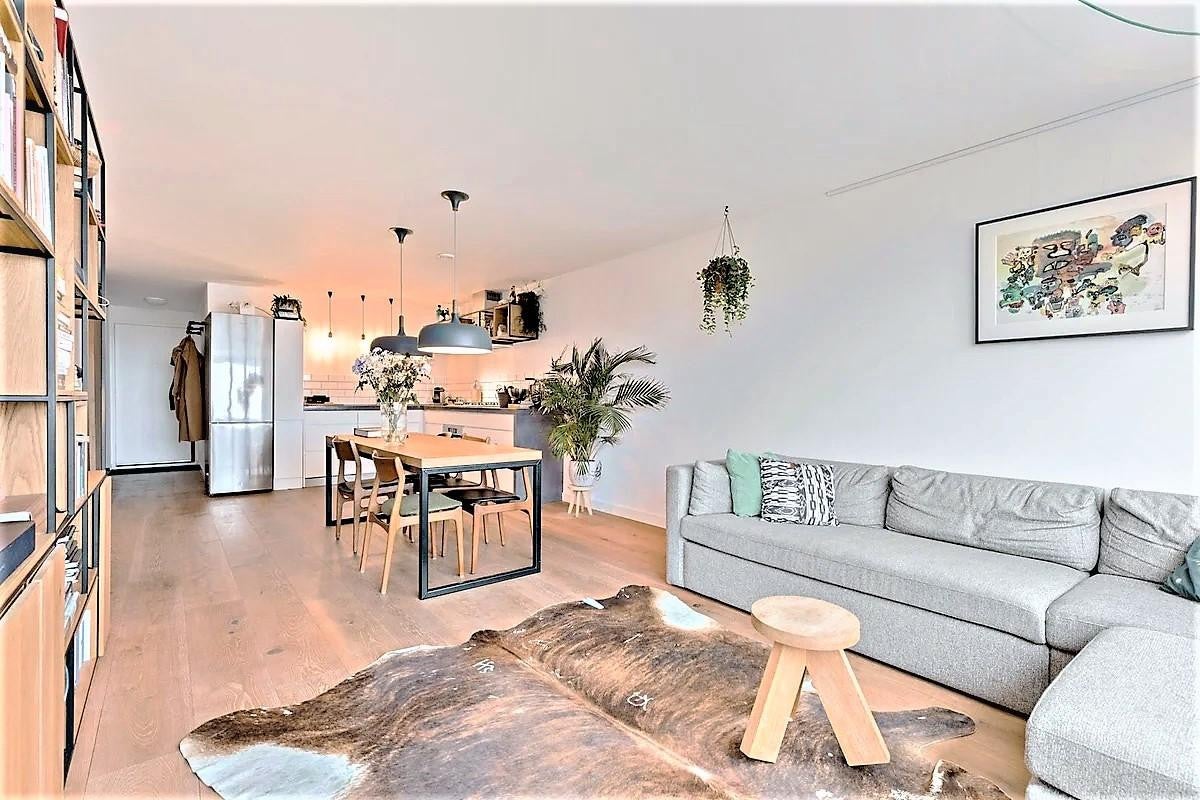 House Bilderdijkkade in Amsterdam
