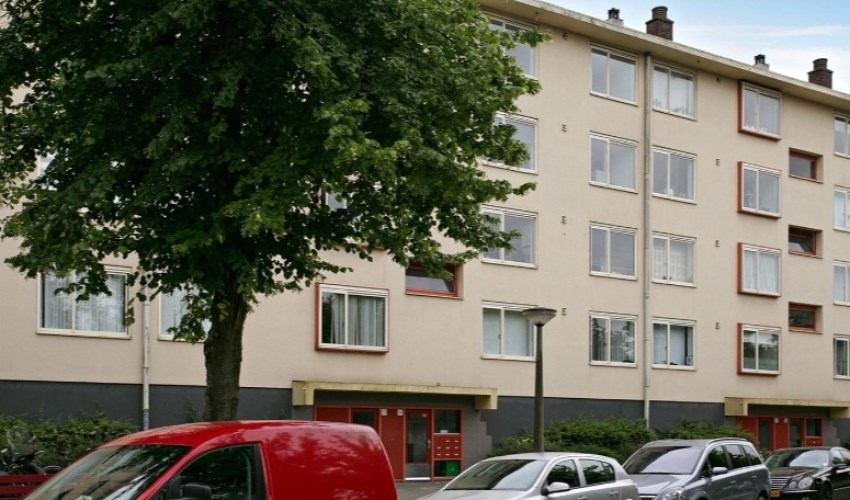 Apartment Robert Fruinlaan in Amsterdam