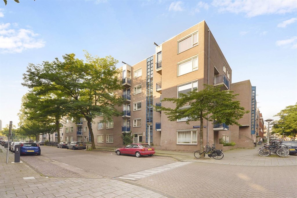 Room Preangerstraat in Amsterdam
