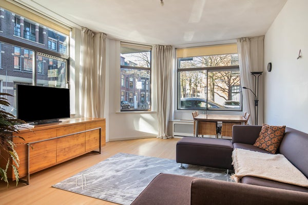 Apartment Bachmanstraat in Den Haag