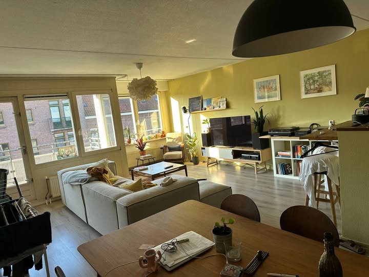 Kamer - Rivierenbuurt/Amsterdam (€800.00/10.00m2)