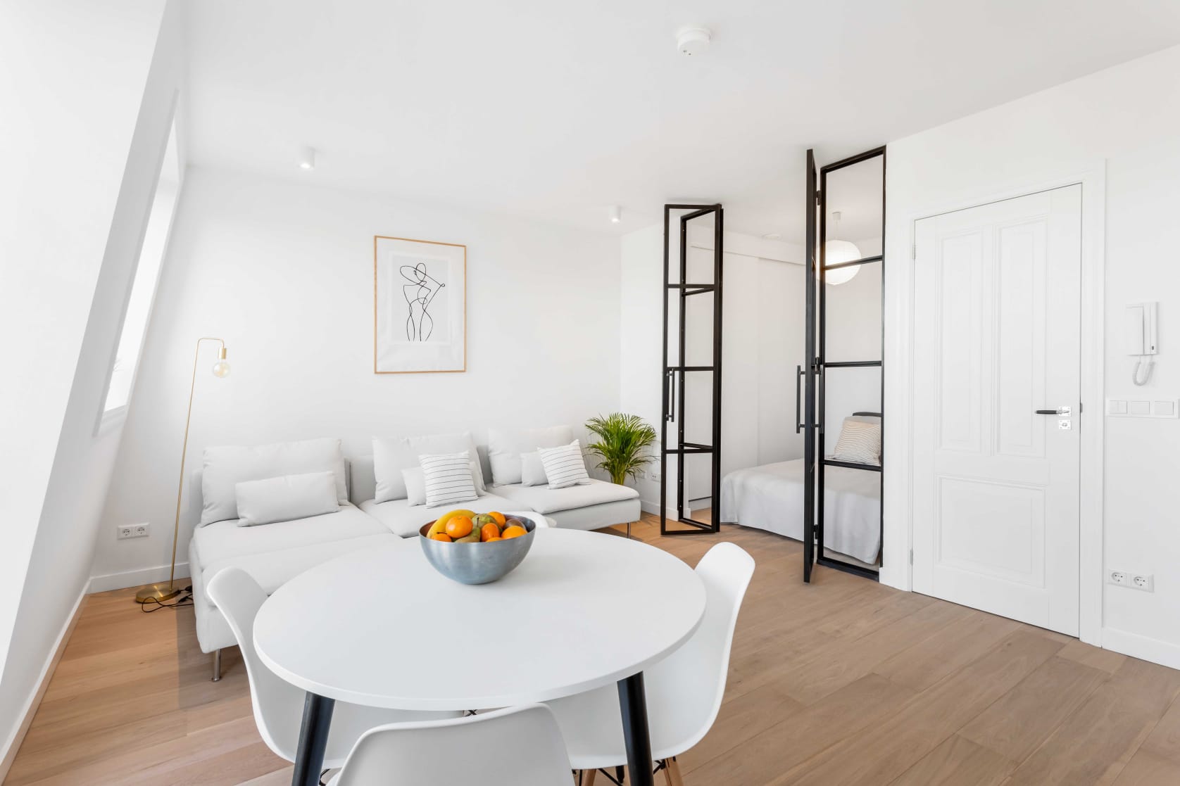 Huurwoning - Nassaukade/Amsterdam (€2100.00/34.00m2)