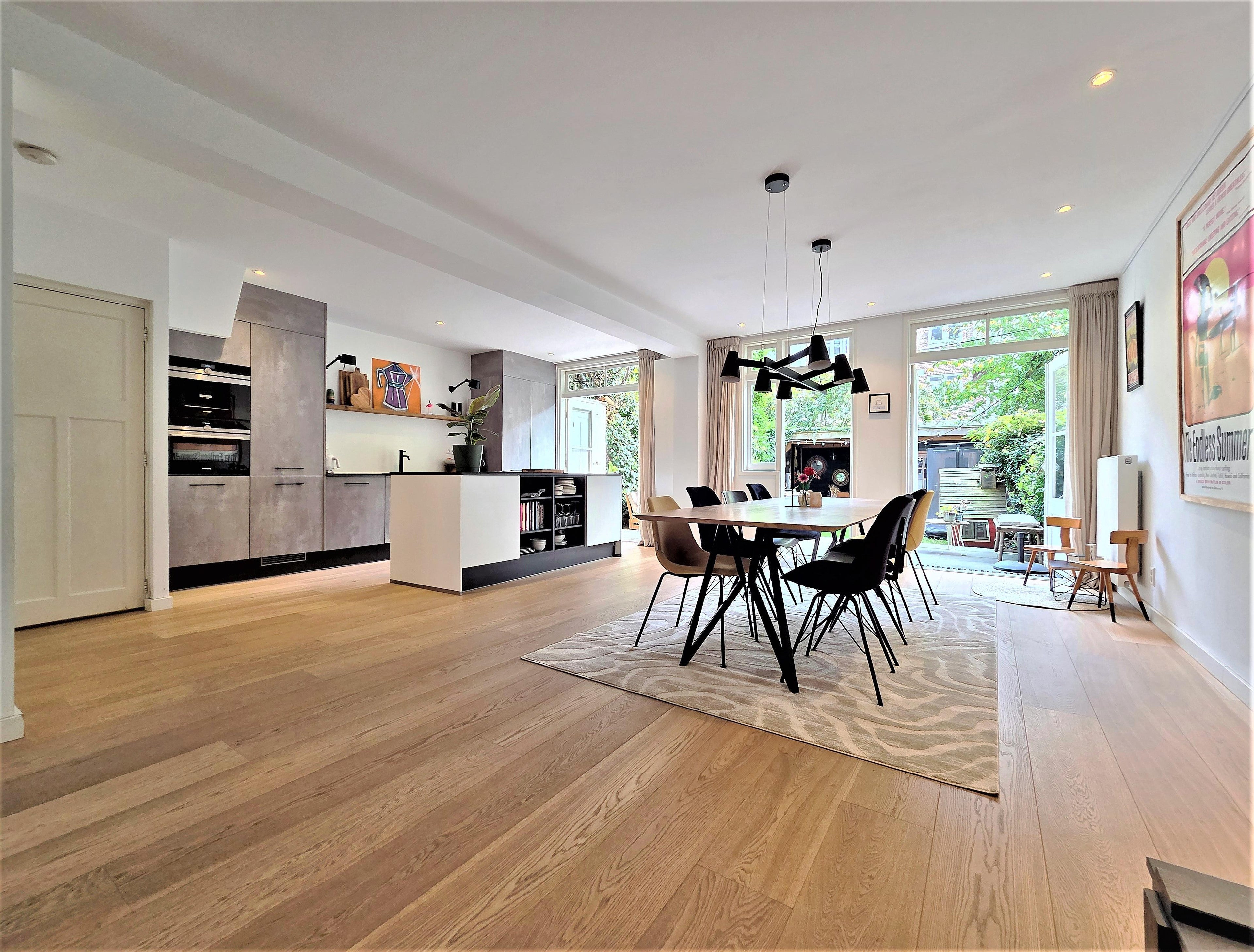 House Haarlemmermeerstraat in Amsterdam