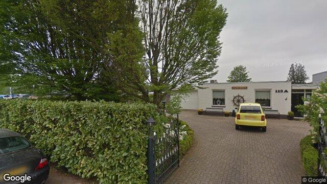 House Oud-Loosdrechtsedijk in Loosdrecht