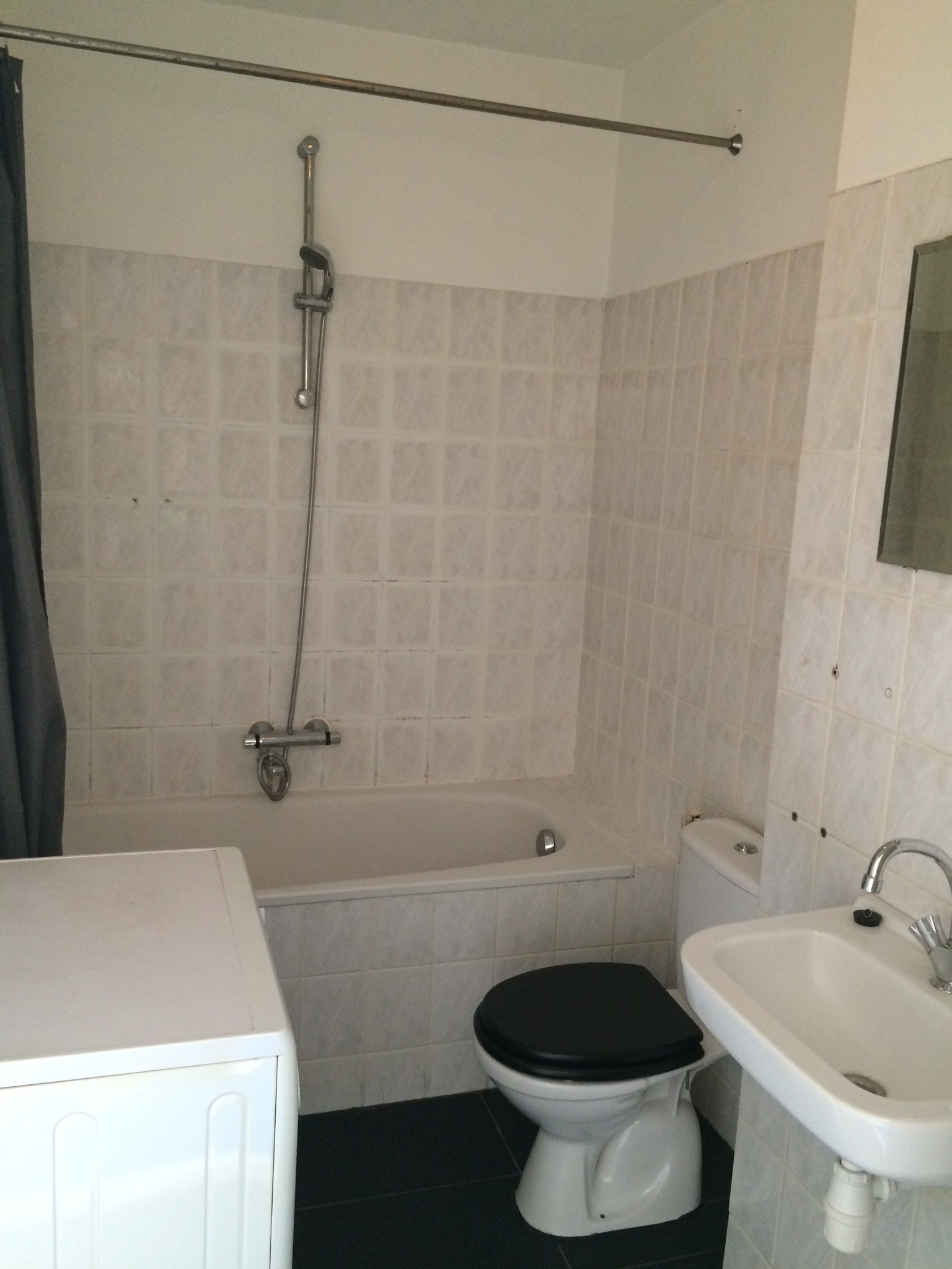 Kamer - Zwetstraat/Den Haag (€650.00/18.00m2)