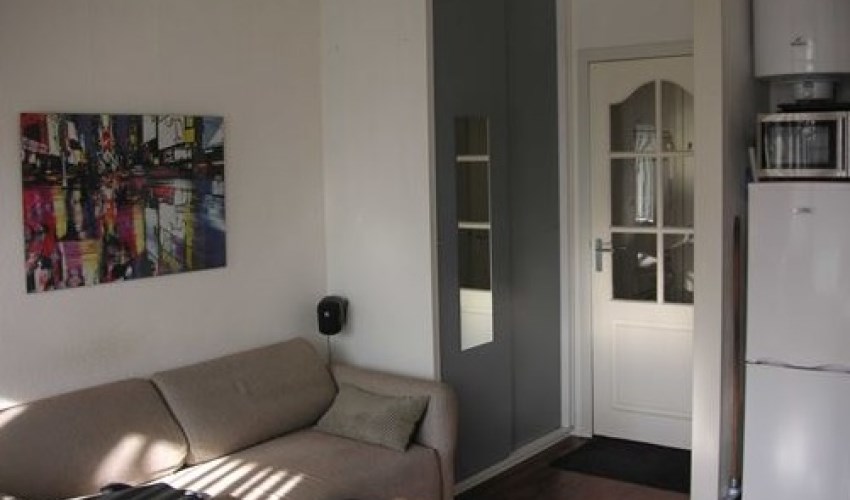 Kamer Spuistraat in Amsterdam