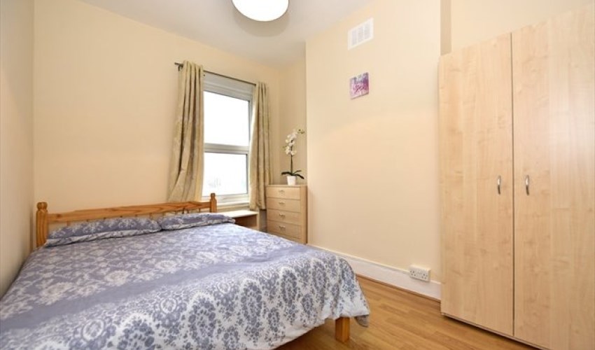 Room Albert Cuypstraat in Amsterdam