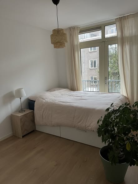 Kamer - Rivierenbuurt/Amsterdam (€1200.00/73.00m2)