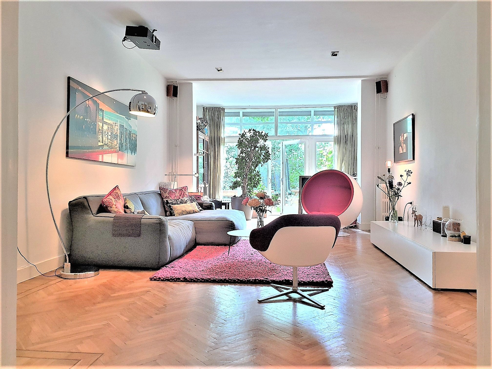 Huurwoning - Linnaeusstraat/Amsterdam (€5500.00/215.00m2)