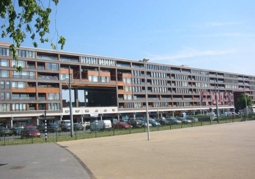 Appartement Pieter Calandlaan in Amsterdam