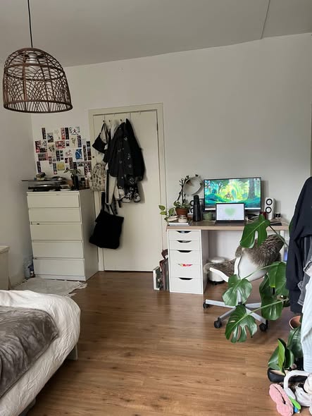 Kamer Rivierenbuurt in Amsterdam