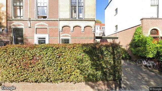 Appartement - Johan van Oldenbarneveltlaan/Den Haag (€4000.00/242.00m2)