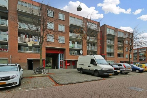 Appartement Charlotte Brontéstraat in Amsterdam