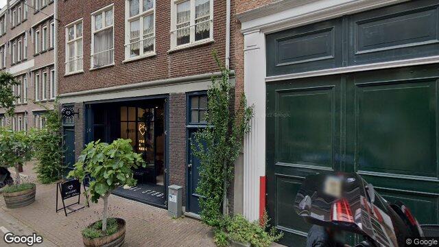 Apartment Nieuwe Looiersstraat in Amsterdam