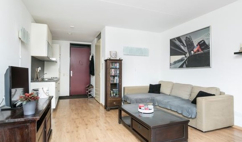 Kamer - Slotermeerlaan/Amsterdam (€685.00/18.00m2)