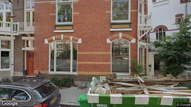 Apartment Johan van Oldenbarneveltlaan in Den Haag